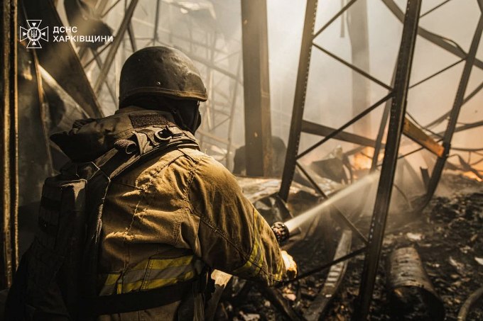 Новини Харкова: гасіння пожежі в Васищево